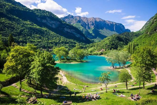 Rustica Sul Lago Tenno Primo Piano Екстер'єр фото